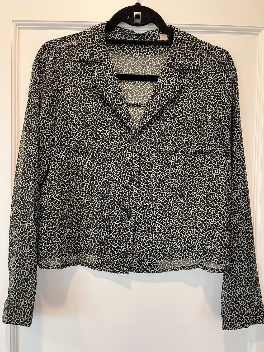 Black and Green Animal Print Button-Front T Tahari Cropped Blouse